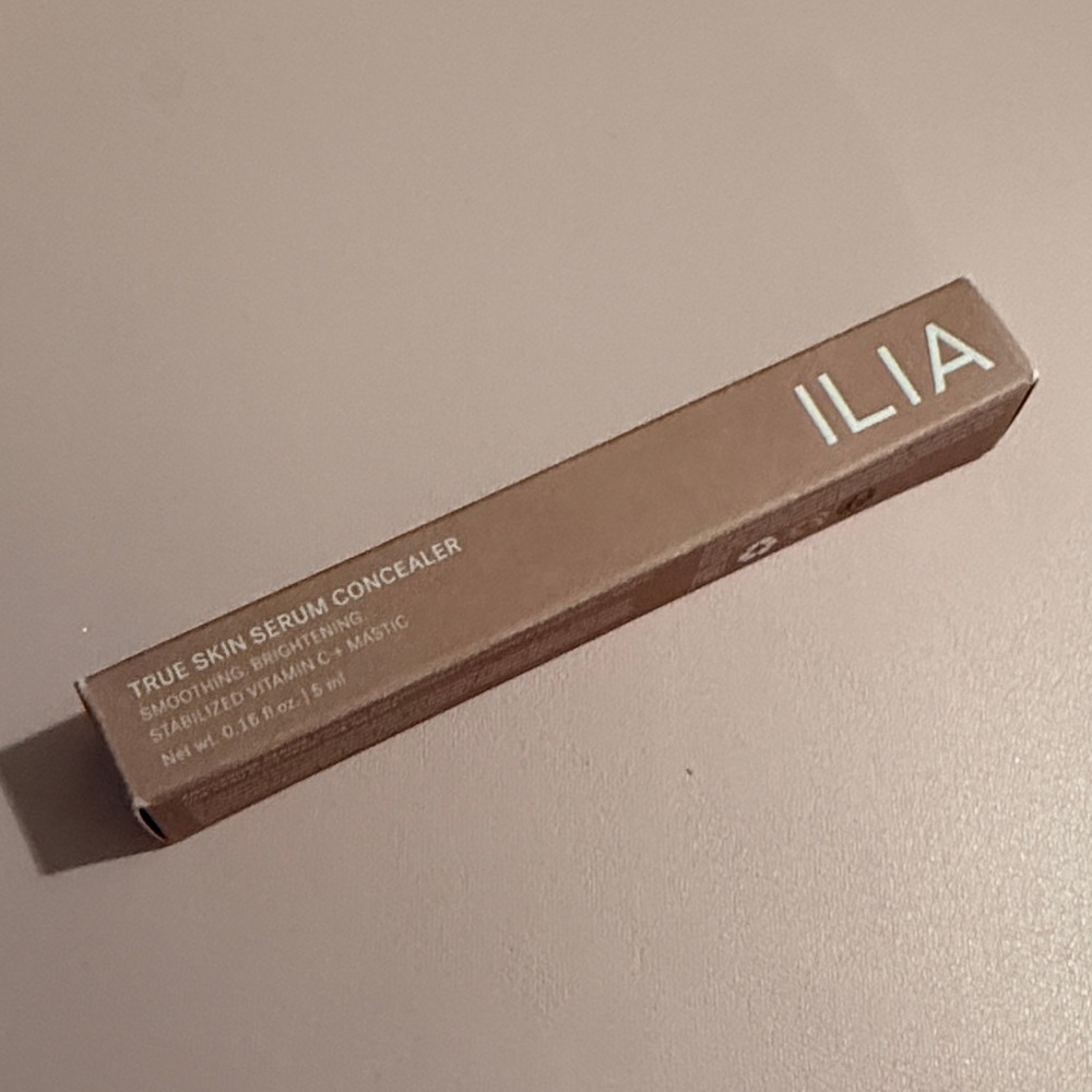 ILIA True Skin Serum Concealer - SC .5 Arrow Root